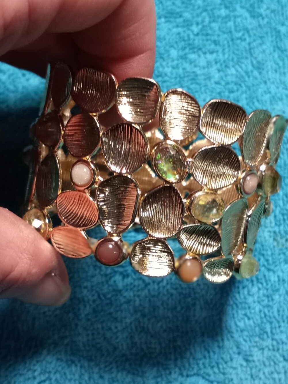 Gold Textured Petal Stretch Bracelet with Multicolor Accents